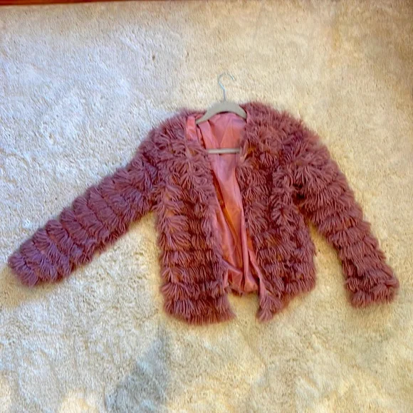 NWOT NEVER WORN - Picture 2 of 4